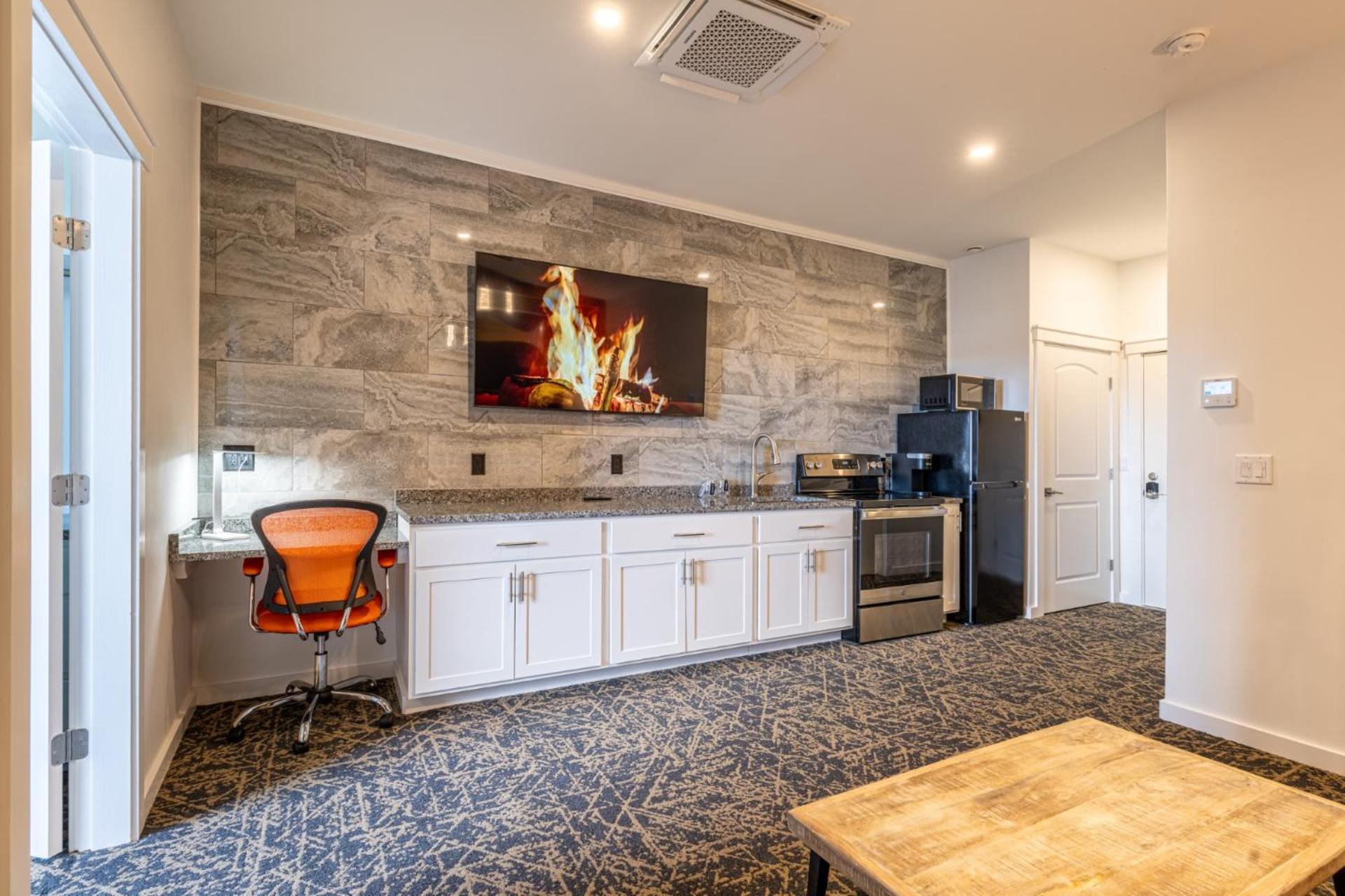 Aparthotel Stone Park Ellsworth-Bar Harbor Esterno foto
